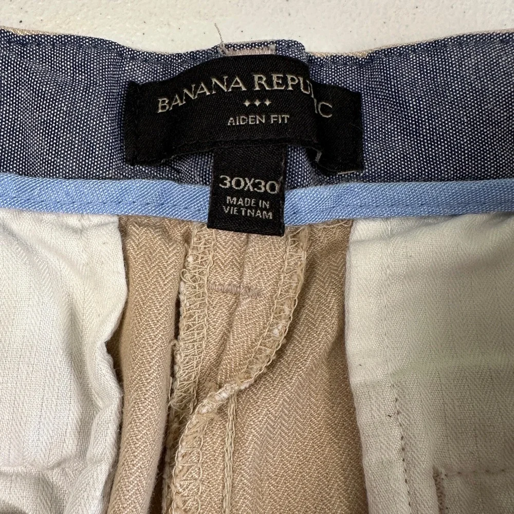 Banana Republic Aiden Slim Chino Pants Mens 30x30 Tan Khaki Herringbone Cotton